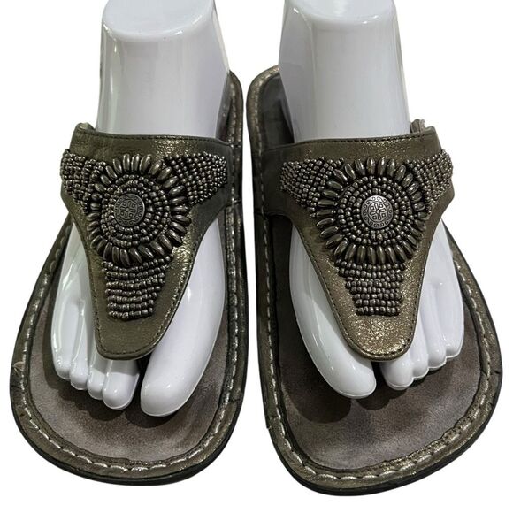 Alegria Vanessa Beaded Metallic Pewter Flip‎ Flops - Size 39 - Picture 1 of 5